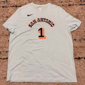 Nike Men's San Antonio Spurs Wembanyama Essential City Edition Shirt